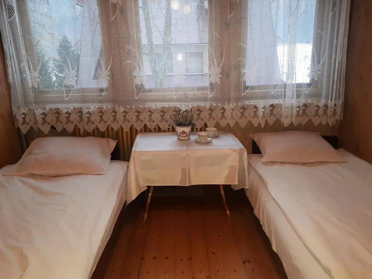 Willa Owieczka Hotel Zakopane 0*,